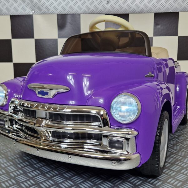 Children's car Chevrolet 3100 pick-up 12 volts