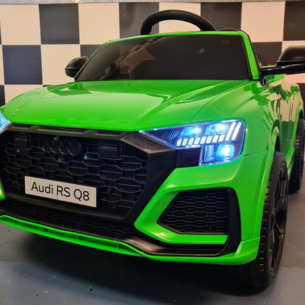 Battery Children's car Audi Q8 with RC and 12 volts 1 person green