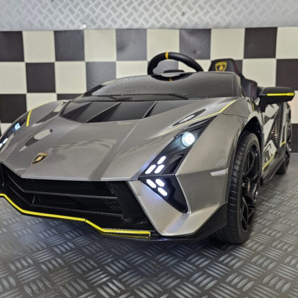 Electric children's car Lamborghini Auténtica 12 volt metallic gray