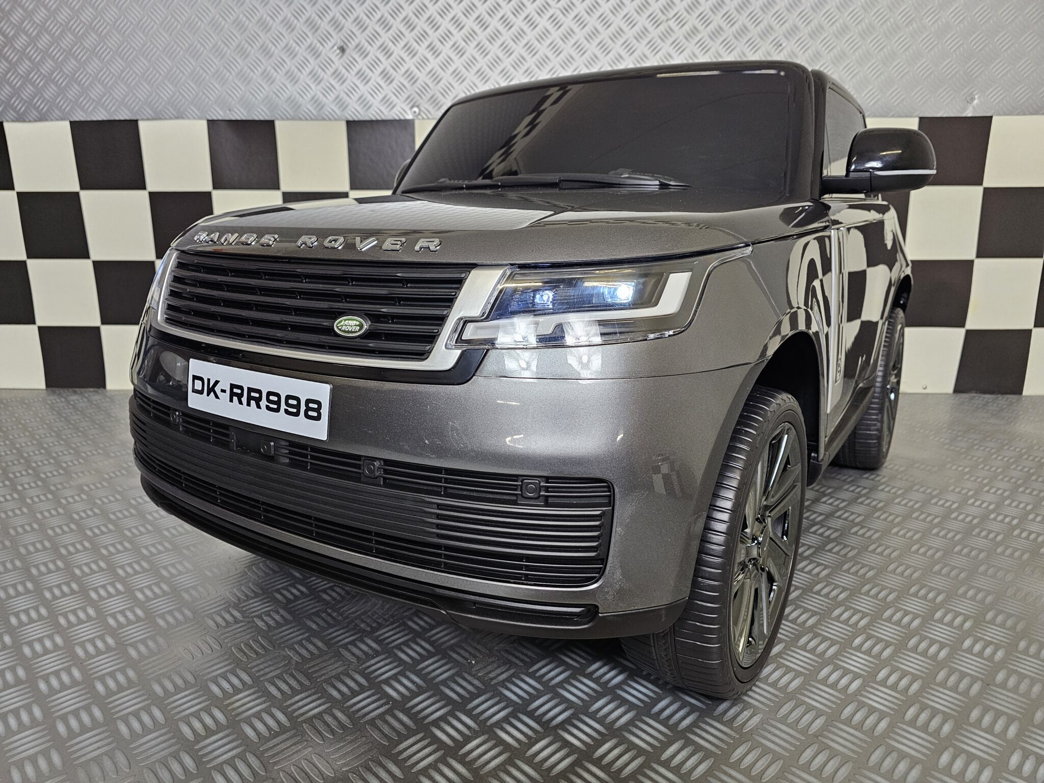 Elektrische-kinderauto-Range-Rover-Vogue-.jpg
