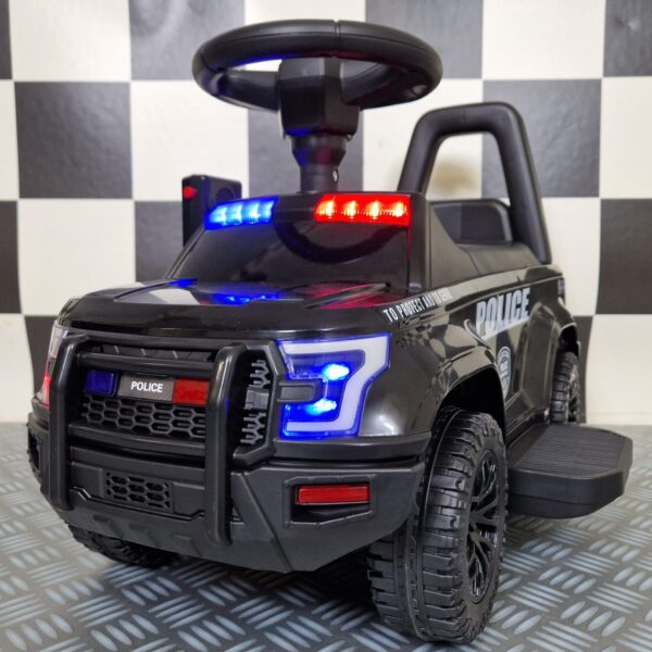 Electric mini police 6 volts