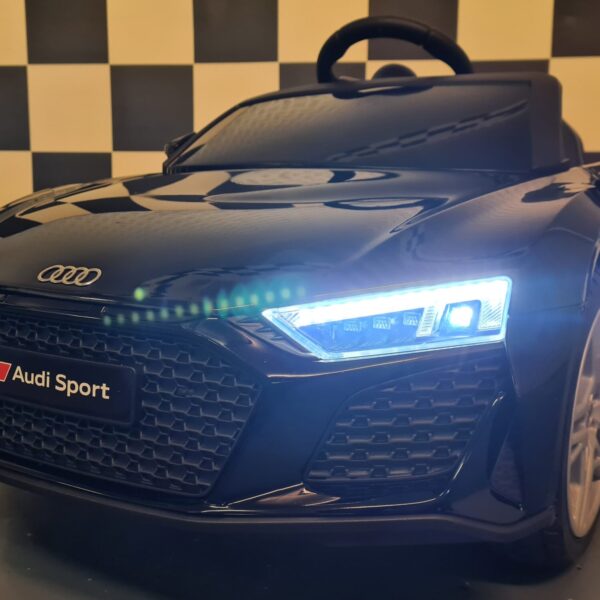 Children's car with remote control Audi R8 Spyder 12 volt 2.4G metallic black