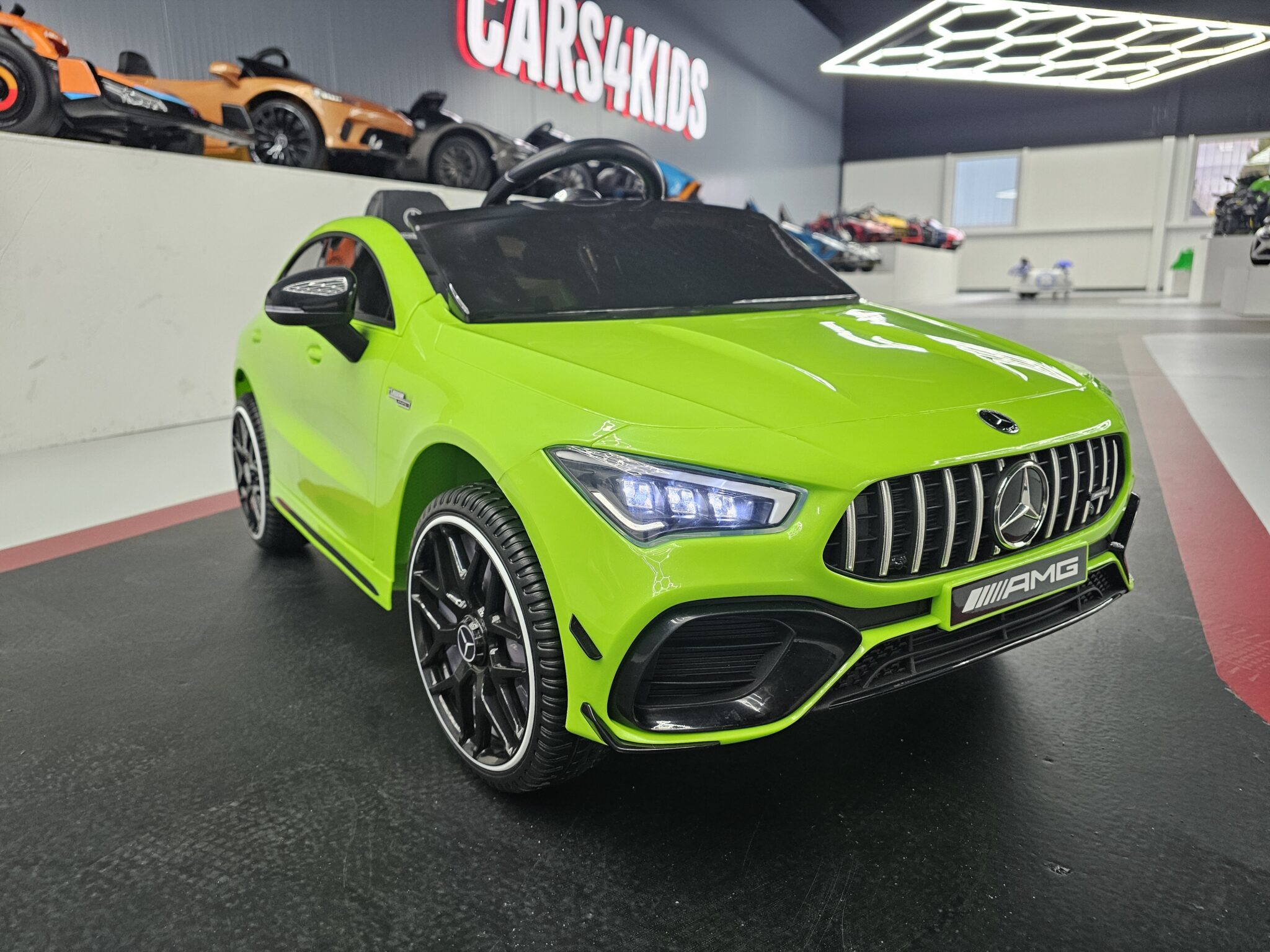 Kinderauto-Mercedes-CLA-45-groen.jpg