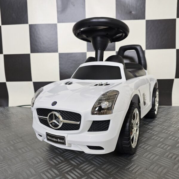 Mercedes SLS walking car
